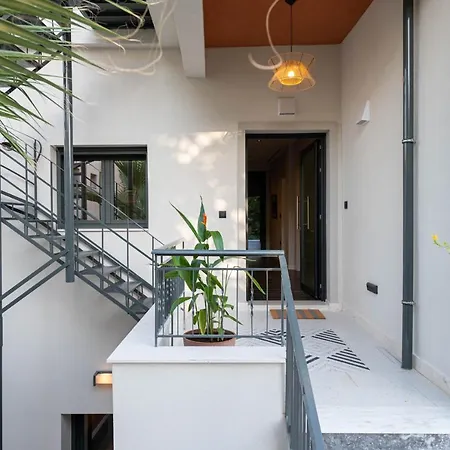 Villa Vesta - Mediterranean *