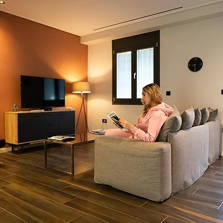 Vesta - Mediterranean Villa